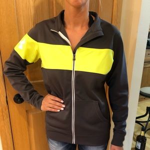 Under Armour Zip Up